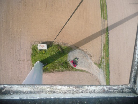 Prüfung Windkraftanlage WEA energieprofile Memmingen Blick herunter von der Turbine